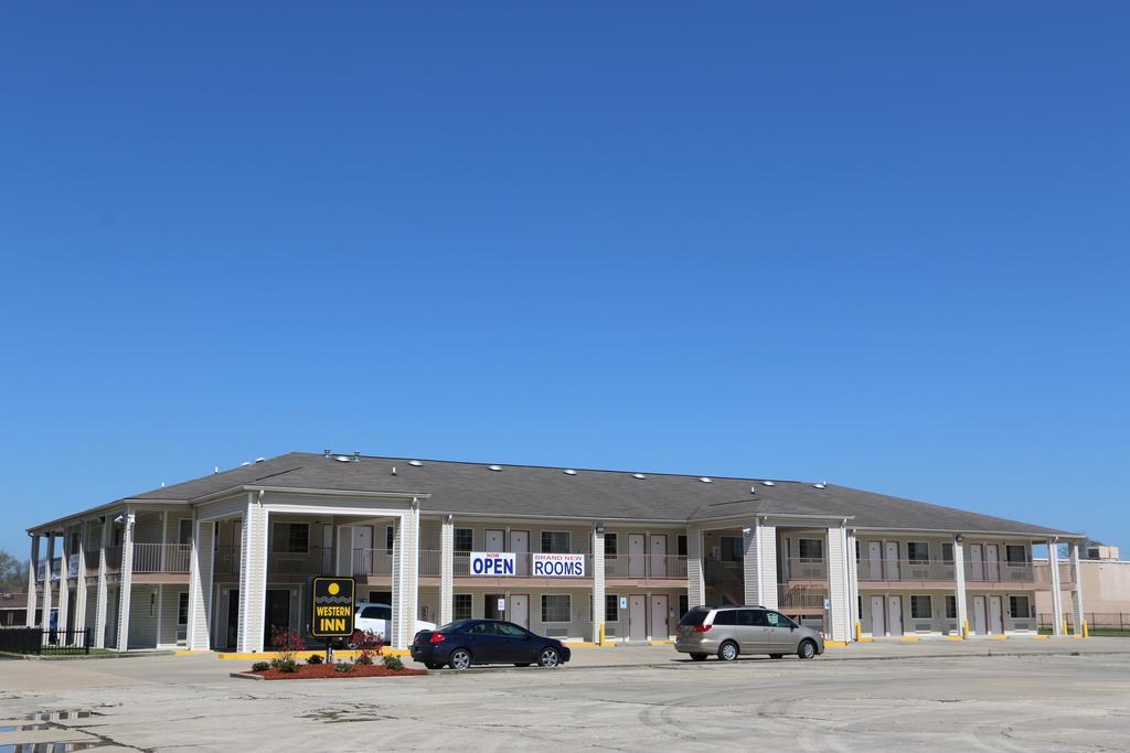Western Inn Baker Dış mekan fotoğraf