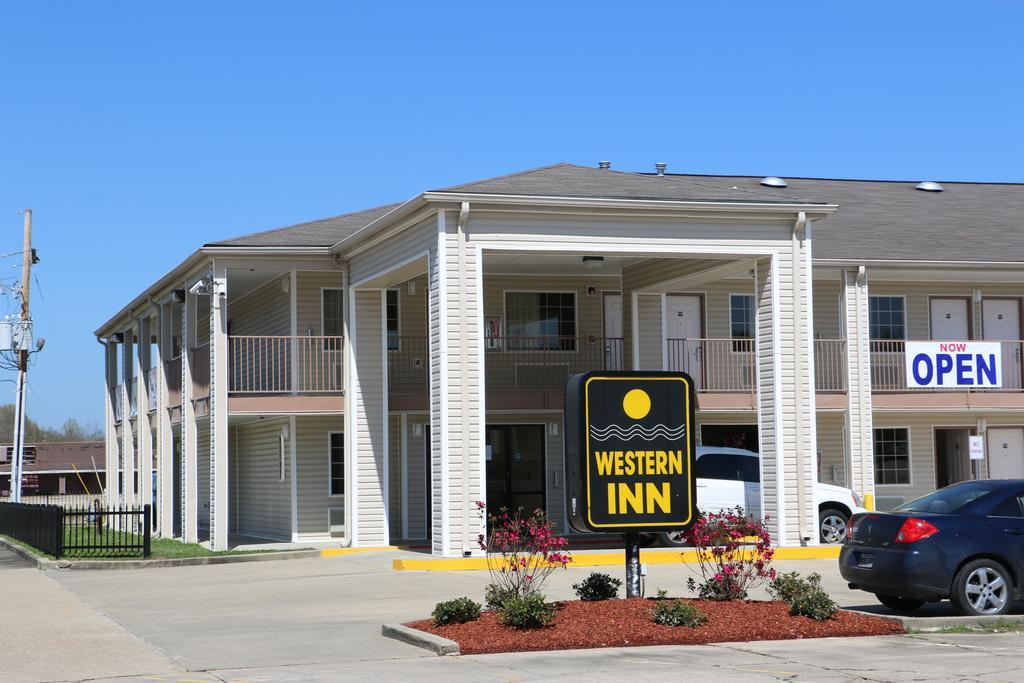 Western Inn Baker Dış mekan fotoğraf